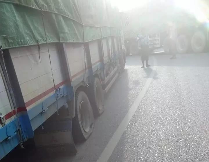 緬甸軍事沖突加劇，大量車輛遇襲道路被阻，運費暴漲，近期去往仰光貨物需留意！