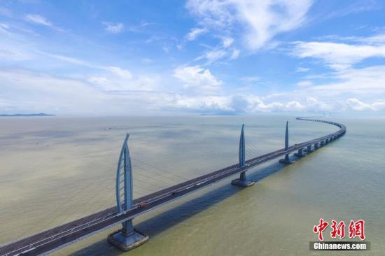 港珠澳大橋國慶期間實施小型客車免費通行政策(圖1)
