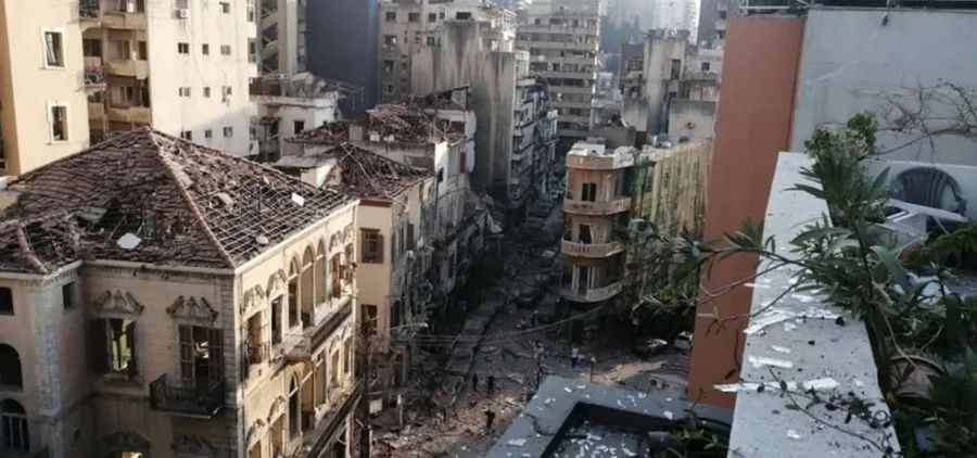 突發!史上最大港口大爆炸今晨發生在貝魯特:2700噸危險品爆炸,傷亡超4000(圖6)